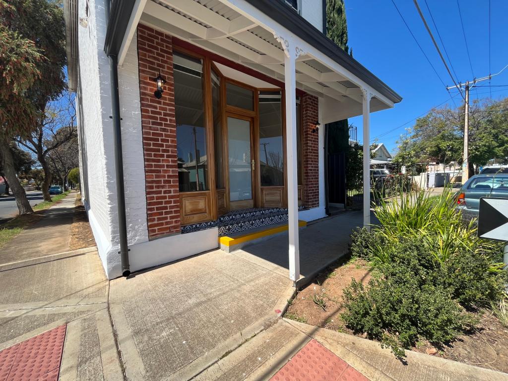 10 Wilpena Tce, Kilkenny, SA 5009