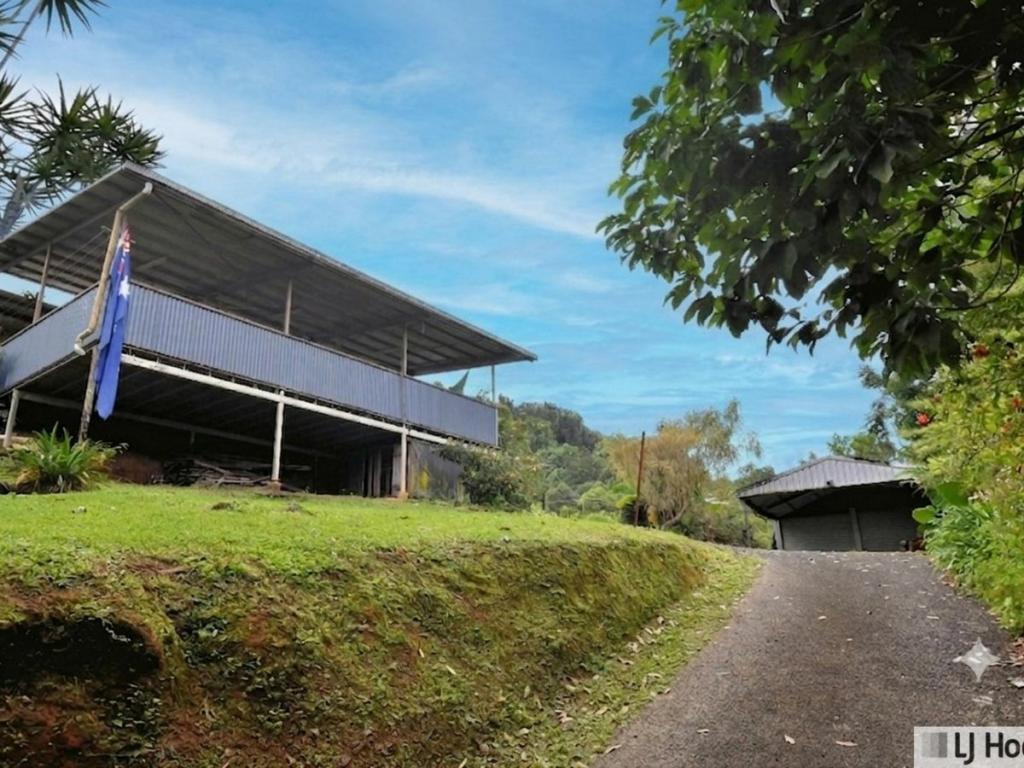 46 Maple Tce, Tully, QLD 4854