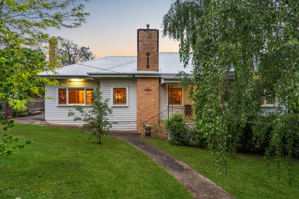 4 Davy St, Taradale, VIC 3447