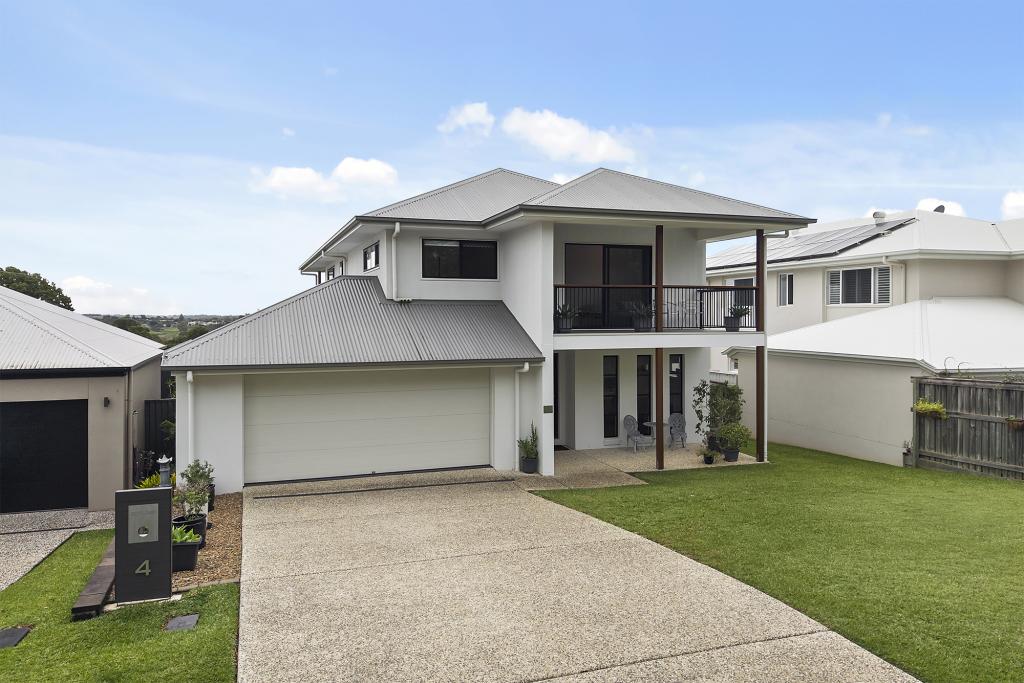 4 Sovereign Pl, Bridgeman Downs, QLD 4035