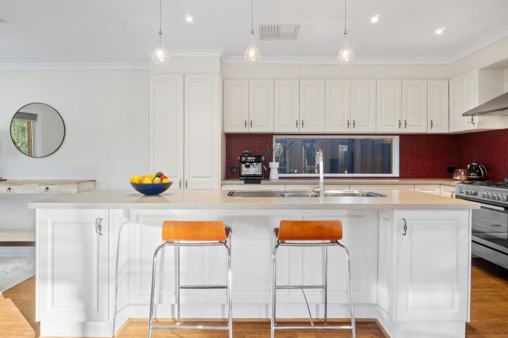 216a Main Hurstbridge Rd, Diamond Creek, VIC 3089