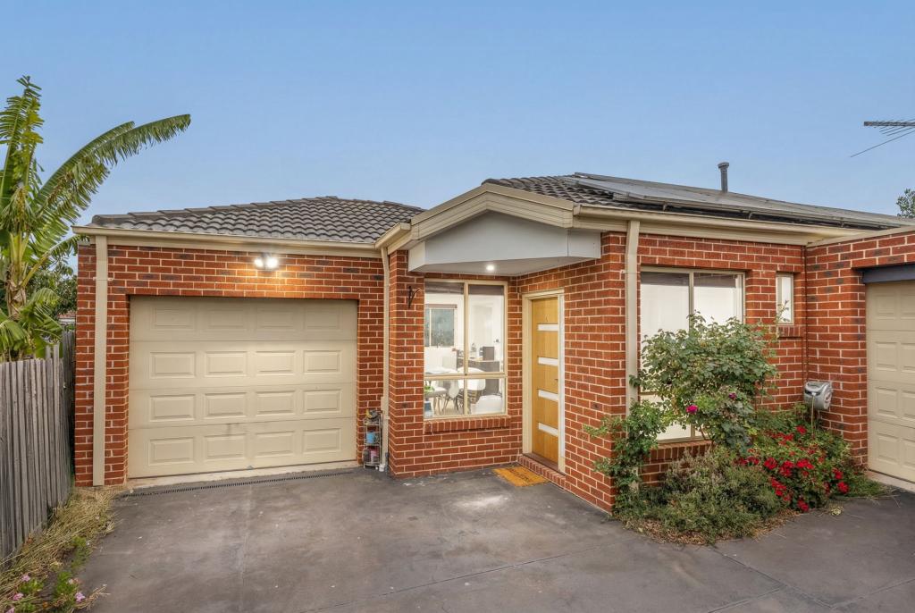 3/13 NISBETT ST, RESERVOIR, VIC 3073
