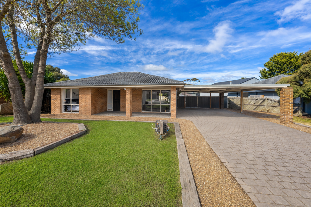 5 St Andrews Ct, Sunbury, VIC 3429