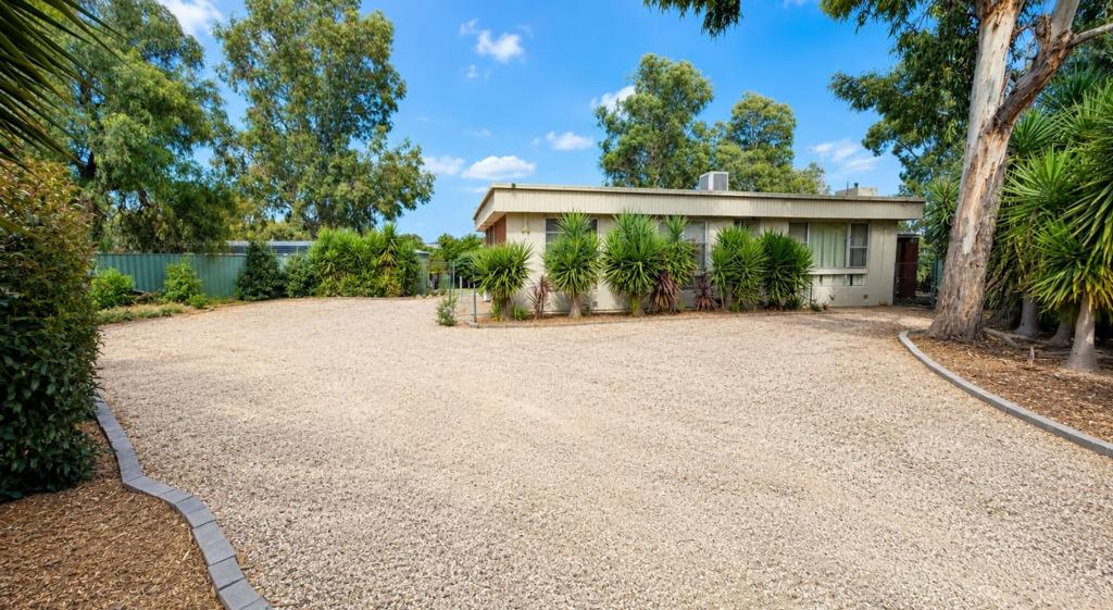 19 Taylor St, Epsom, VIC 3551