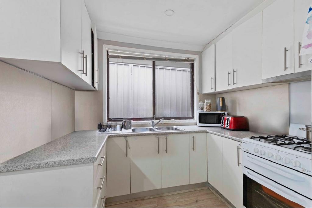 146 Minchin Dr, Minchinbury, NSW 2770