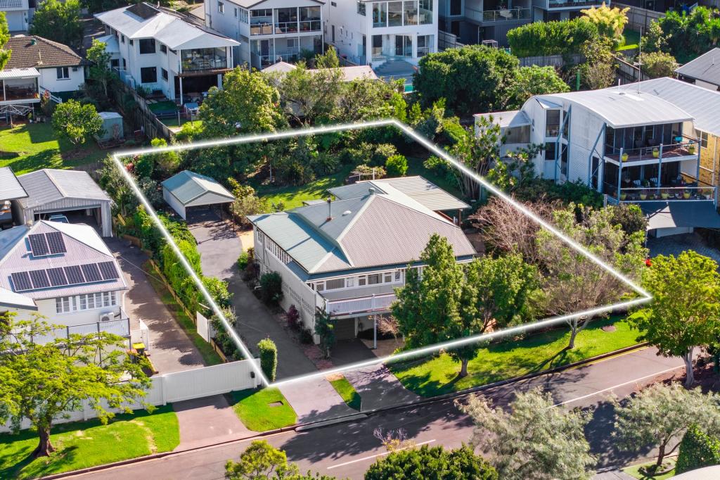 61 Armytage St, Lota, QLD 4179