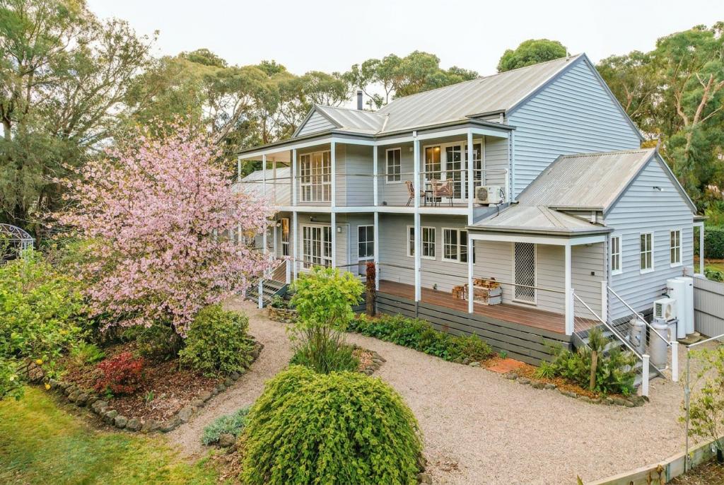32 CARPENTERS LANE, HASTINGS, VIC 3915