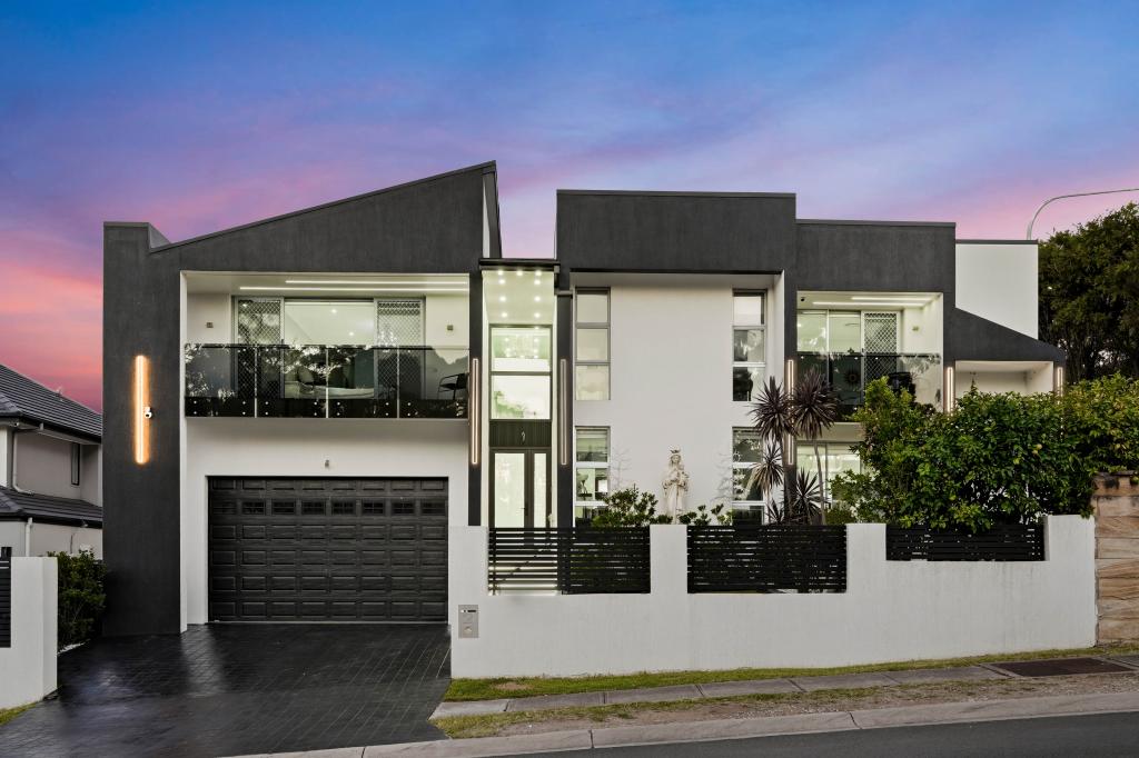 2 Hackett Rd, Abbotsbury, NSW 2176