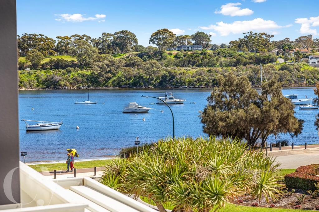 2b Beach St, Bicton, WA 6157