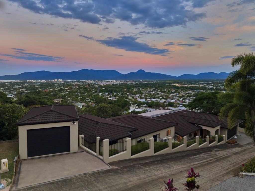 5 Richmond Ct, Mooroobool, QLD 4870