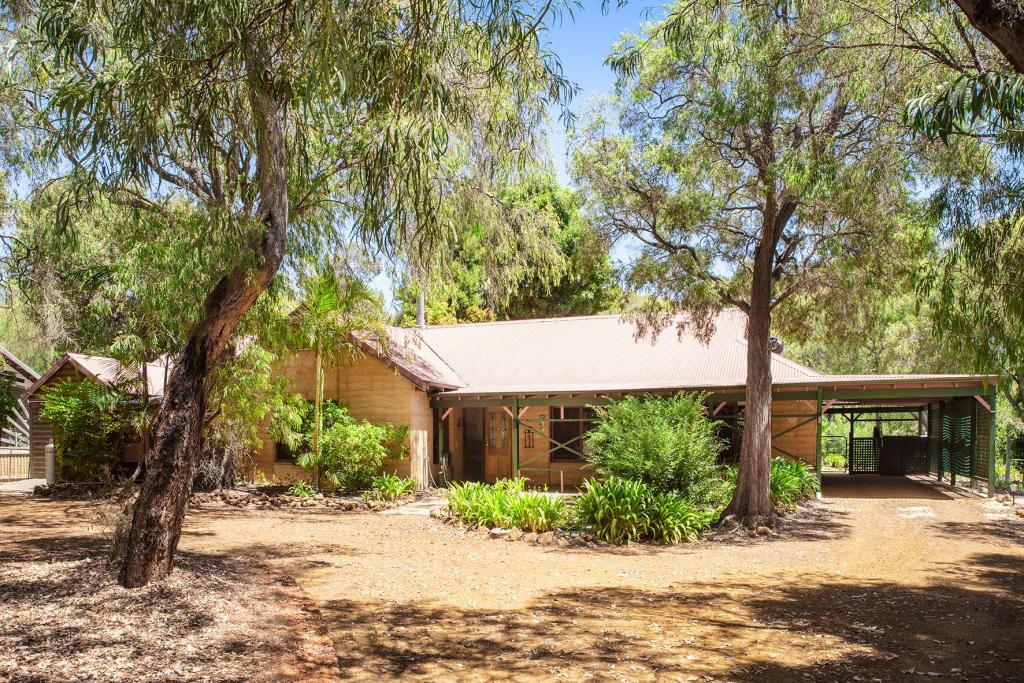 7 Kalgaritch Ave, West Busselton, WA 6280