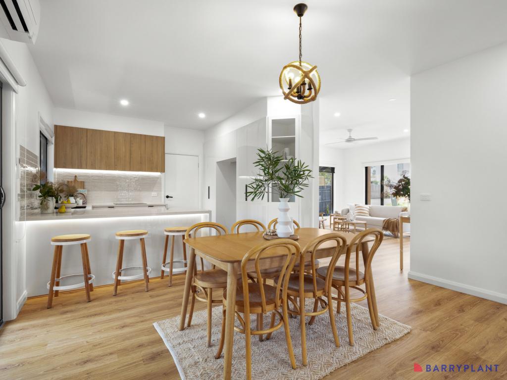 4 Churchill Dr, Cowes, VIC 3922