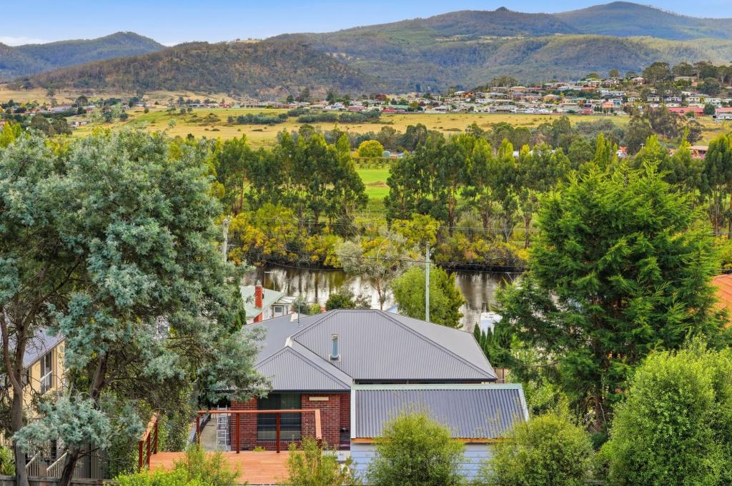 1/95b Sharland Ave, New Norfolk, TAS 7140