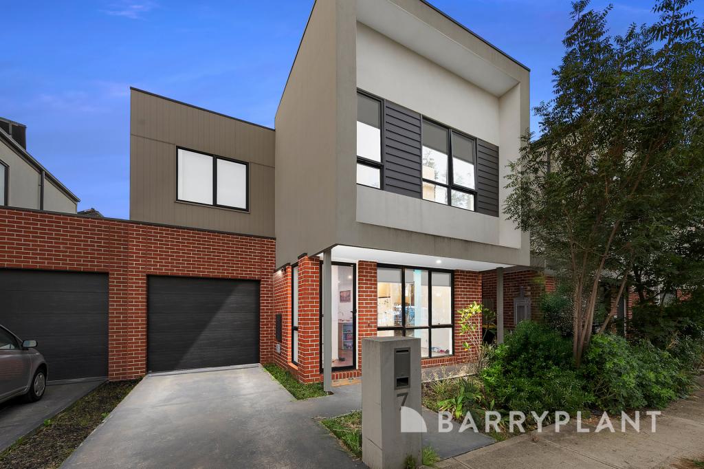 7 Oakden Cres, St Albans, VIC 3021