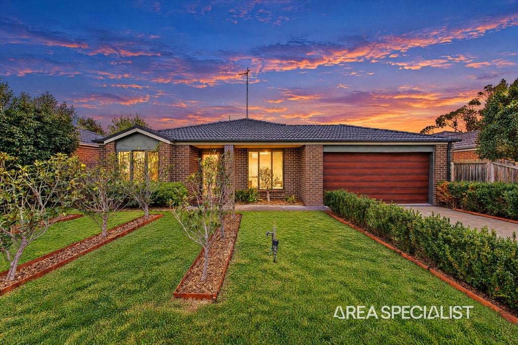 73 MANNA GUM DR, PAKENHAM, VIC 3810