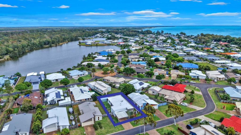 7 Swan View Ct, Toogoom, QLD 4655