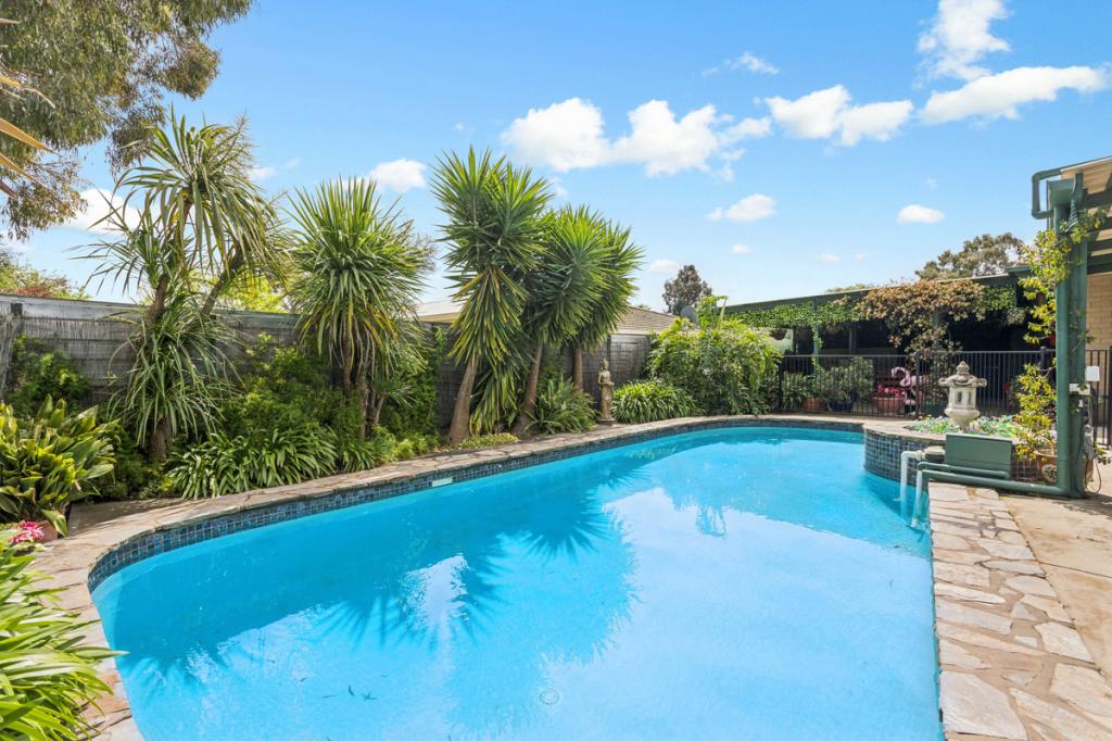 15 Metcalfe Ave, Modbury Heights, SA 5092