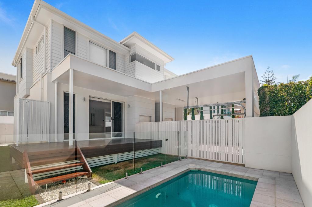 22 Norfolk Ave, Surfers Paradise, QLD 4217