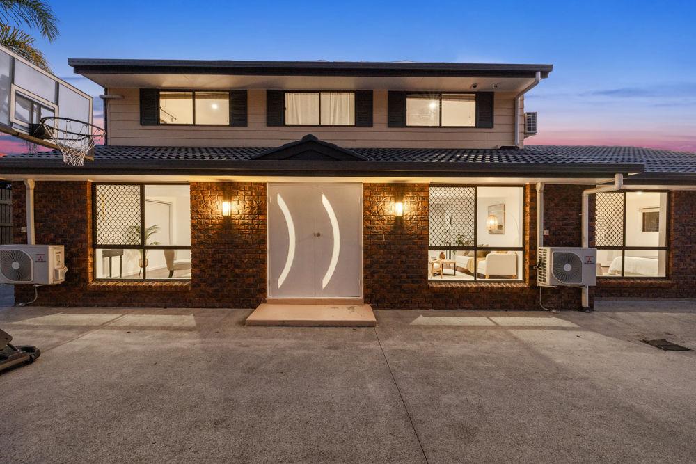 23 OAKLEAF ST, EIGHT MILE PLAINS, QLD 4113