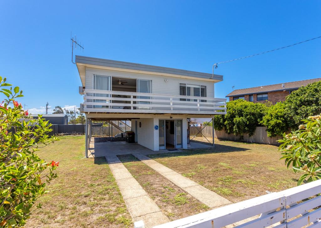 35 Manning St, Manning Point, NSW 2430