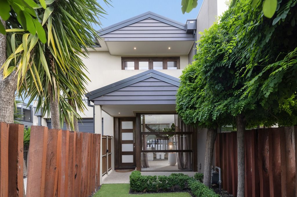 20b Barker St, Cheltenham, VIC 3192