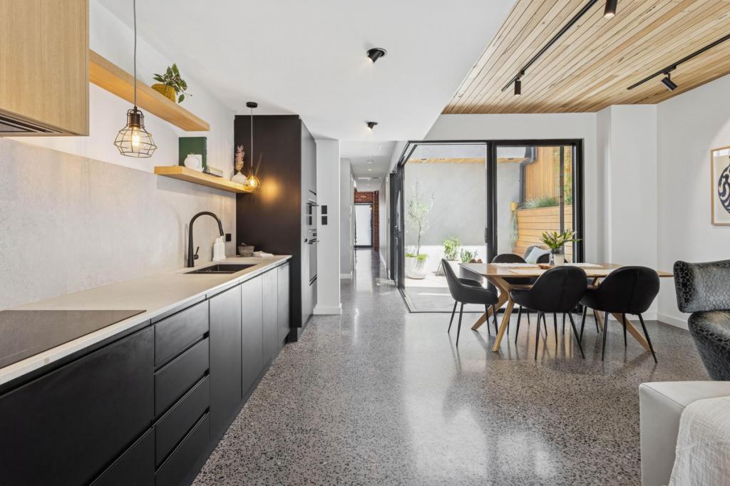 14 Victoria Pde, Mawson Lakes, SA 5095