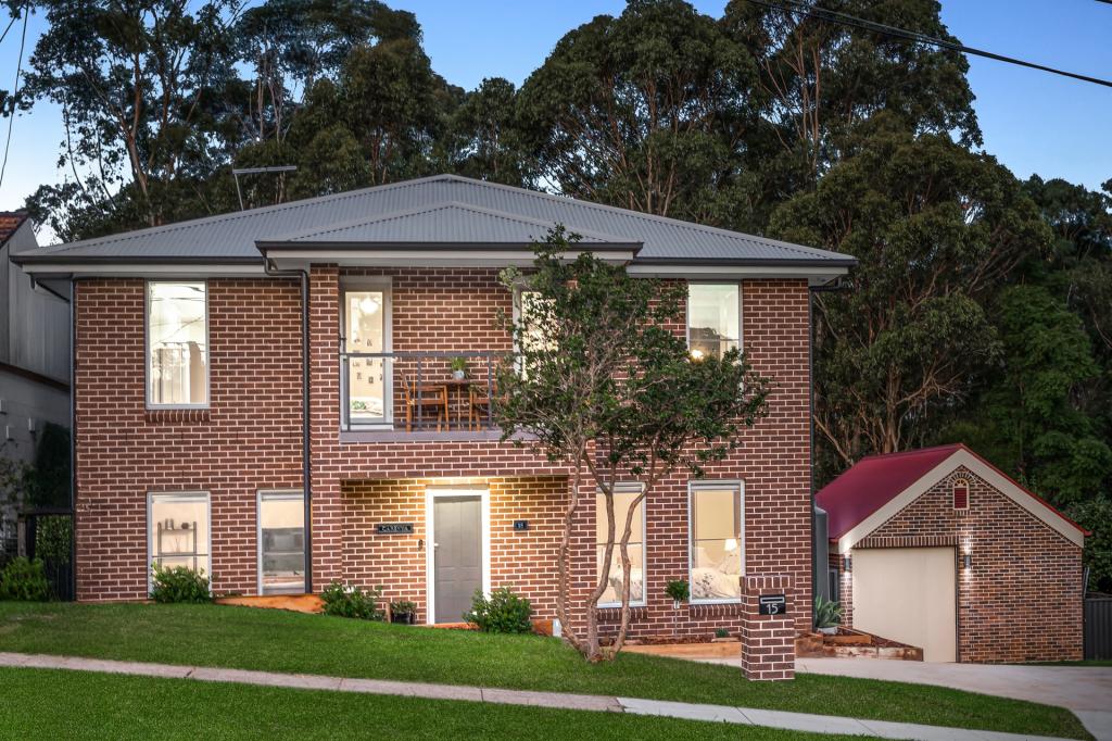 15 Lowana Cres, Seven Hills, NSW 2147