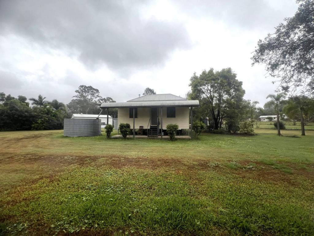 211 Conlons Rd, Horton, QLD 4660