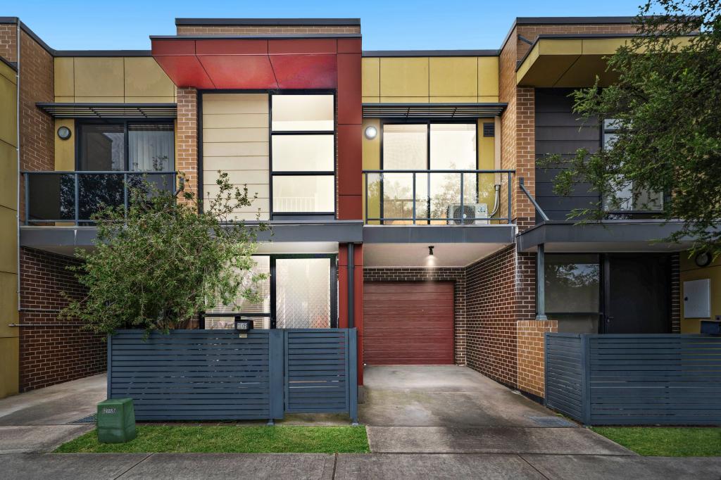 16 Tyler St, Jordan Springs, NSW 2747
