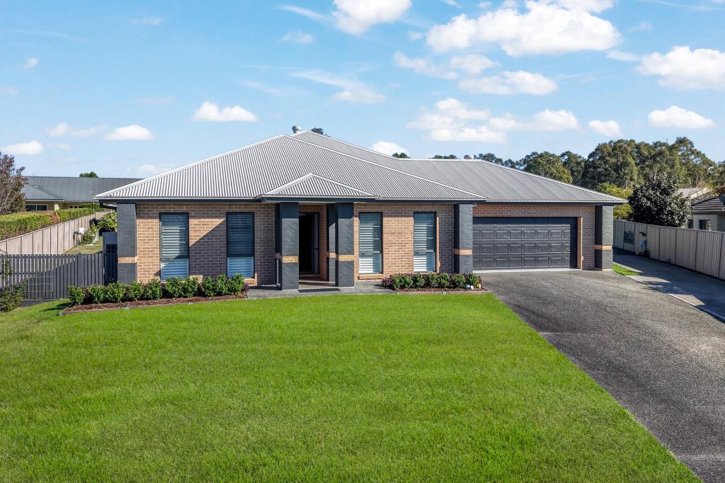 23 Alloway Cct, Largs, NSW 2320