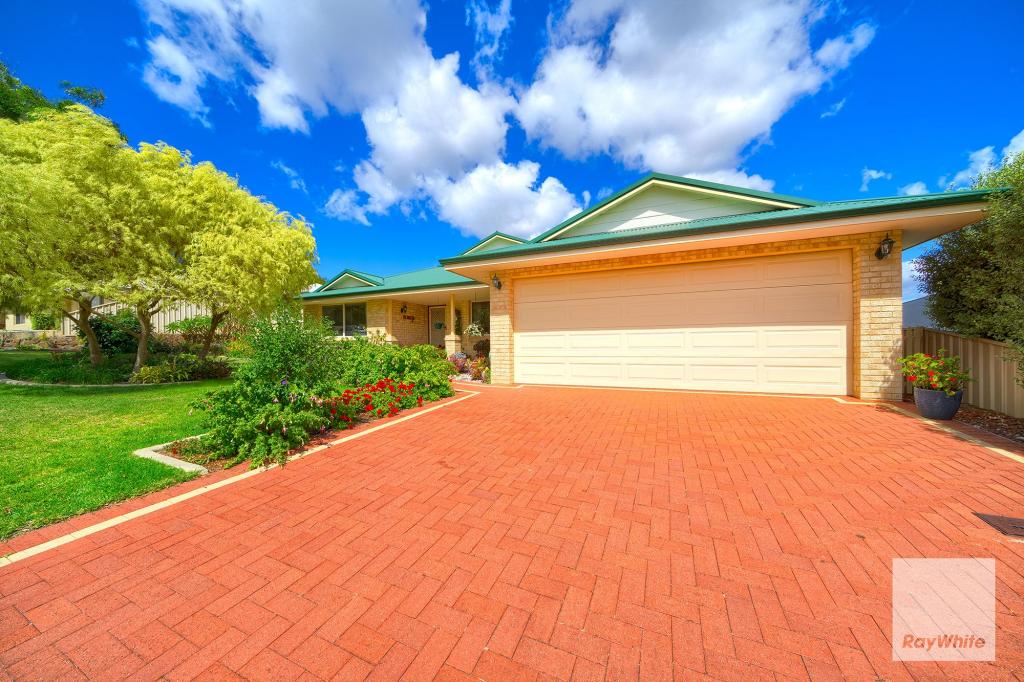 3 Ashkey Bvd, Yakamia, WA 6330