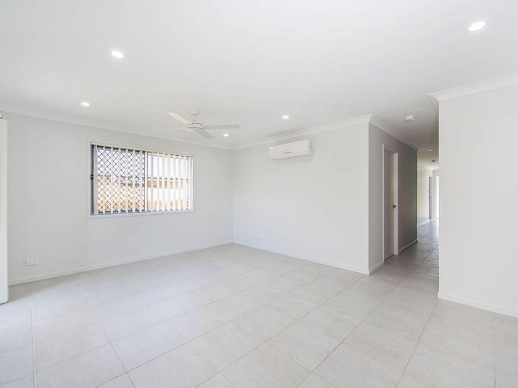 1/30 Beech Dr, Morayfield, QLD 4506