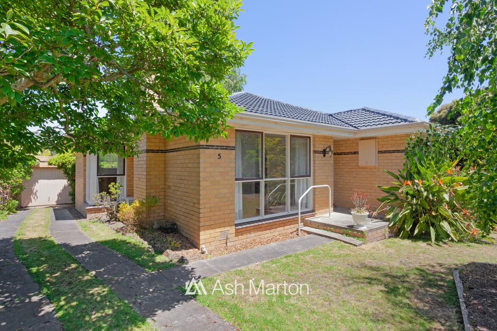 5 Heathmont Cl, Frankston, VIC 3199