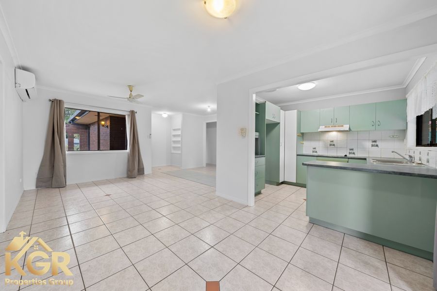 26 Wenlock Cres, Springwood, QLD 4127