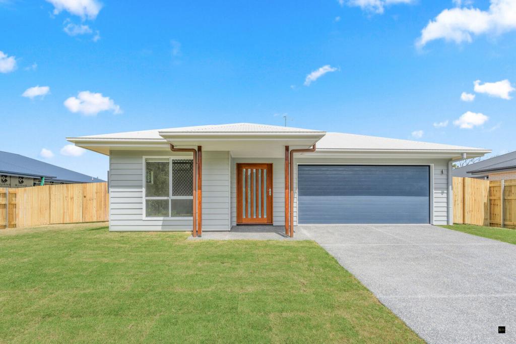 14 Stardust Cres, Burrum Heads, QLD 4659