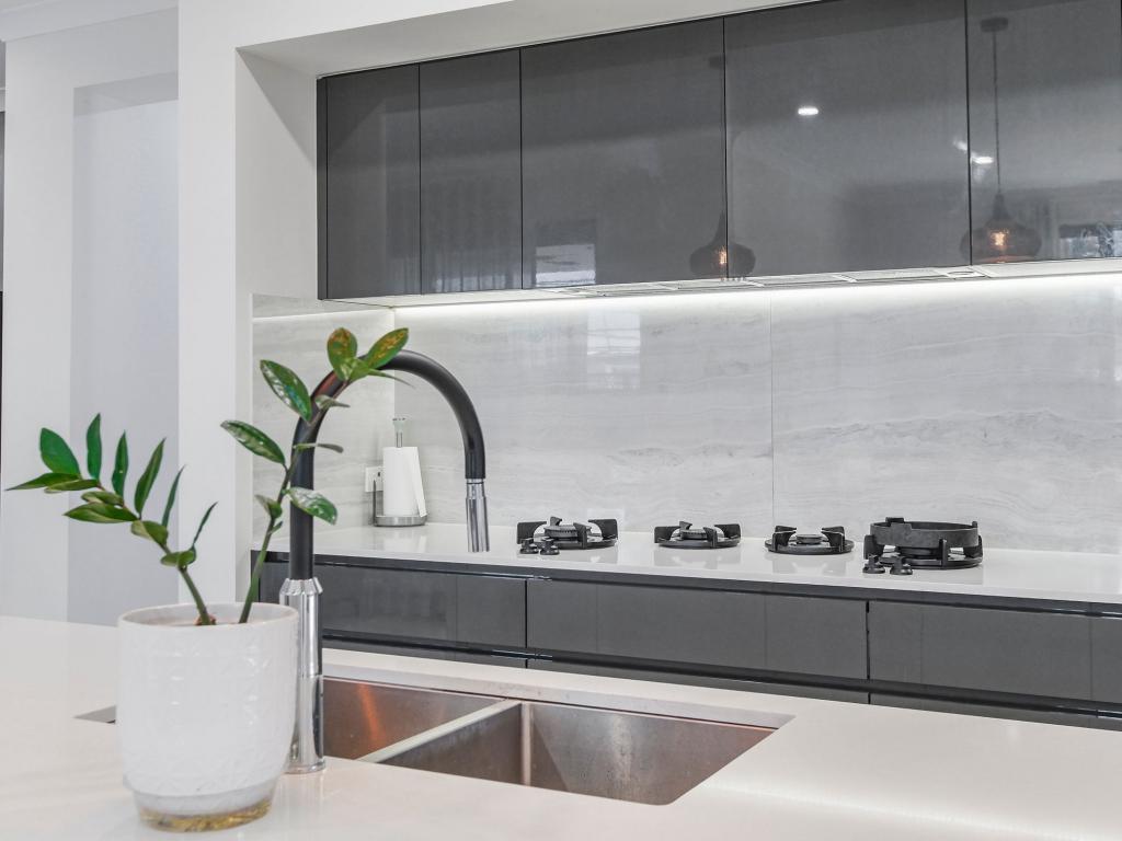 28 Whitehaven St, Pallara, QLD 4110