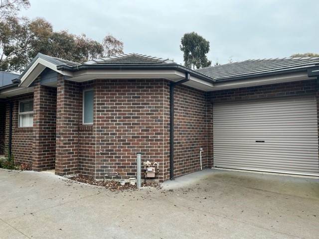 3/4 Herbert Cres, Sunbury, VIC 3429