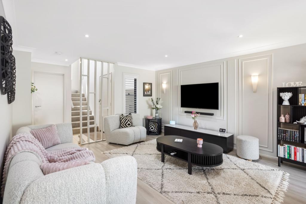 9/1 Belongil St, Pacific Pines, QLD 4211