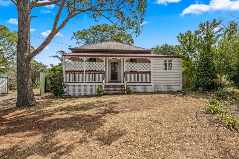 267 New England Hwy, Harlaxton, QLD 4350