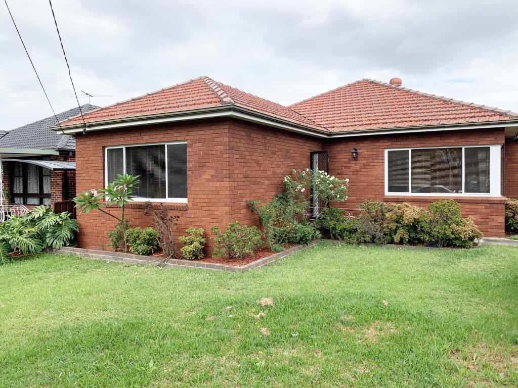 9 Allegra Ave, Belmore, NSW 2192