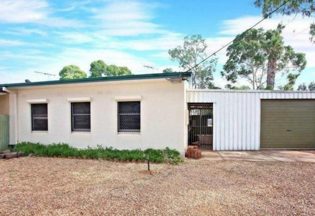 9 Audley Ave, Salisbury North, SA 5108