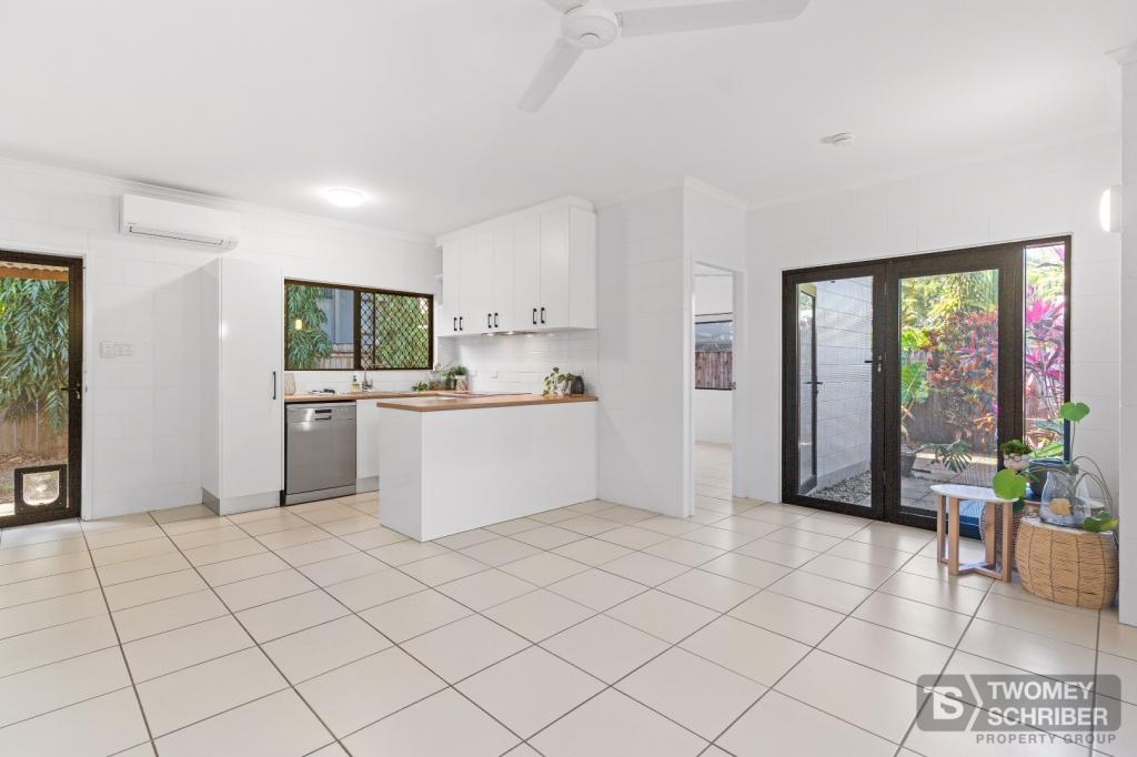 2/494-496 SEVERIN ST, MANUNDA, QLD 4870