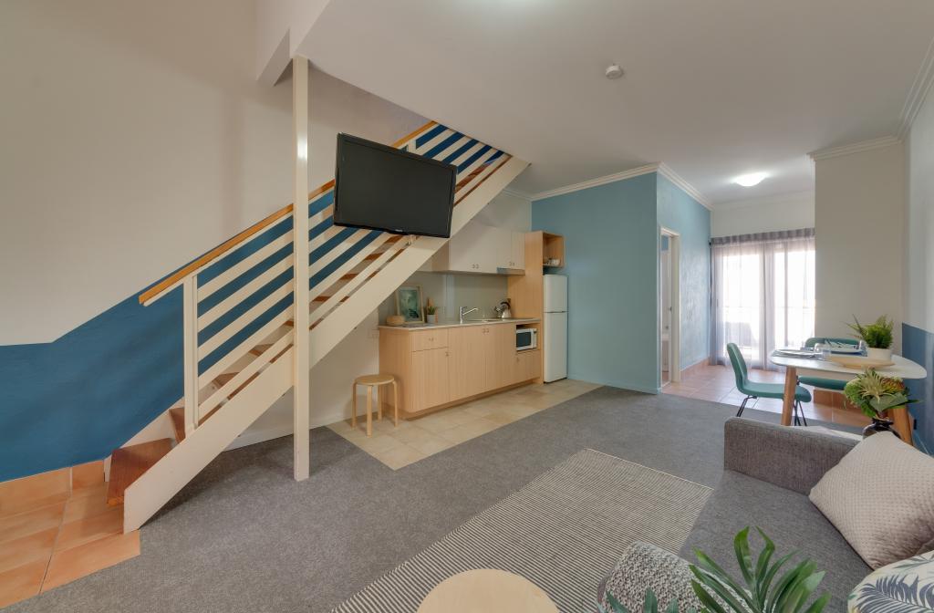 207/200 West Coast Hwy, Scarborough, WA 6019