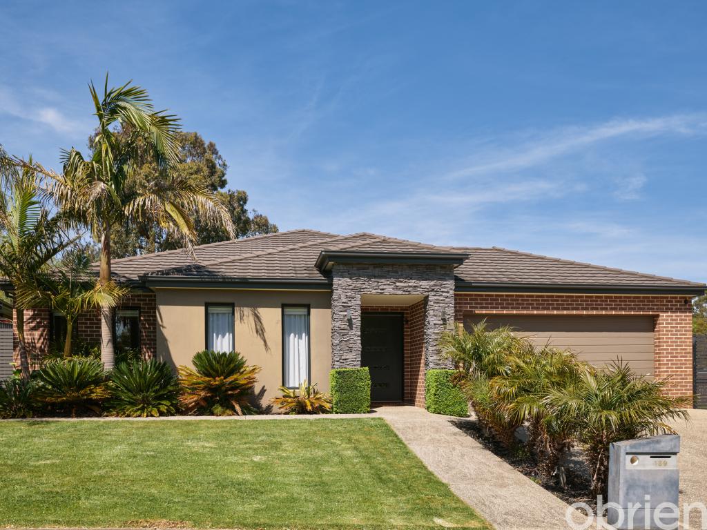 189 Twin Ranges Dr, Warragul, VIC 3820