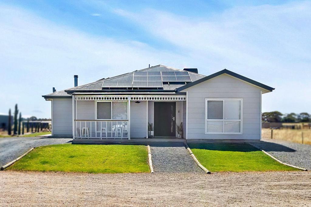 31 Buckland Park Rd, Two Wells, SA 5501