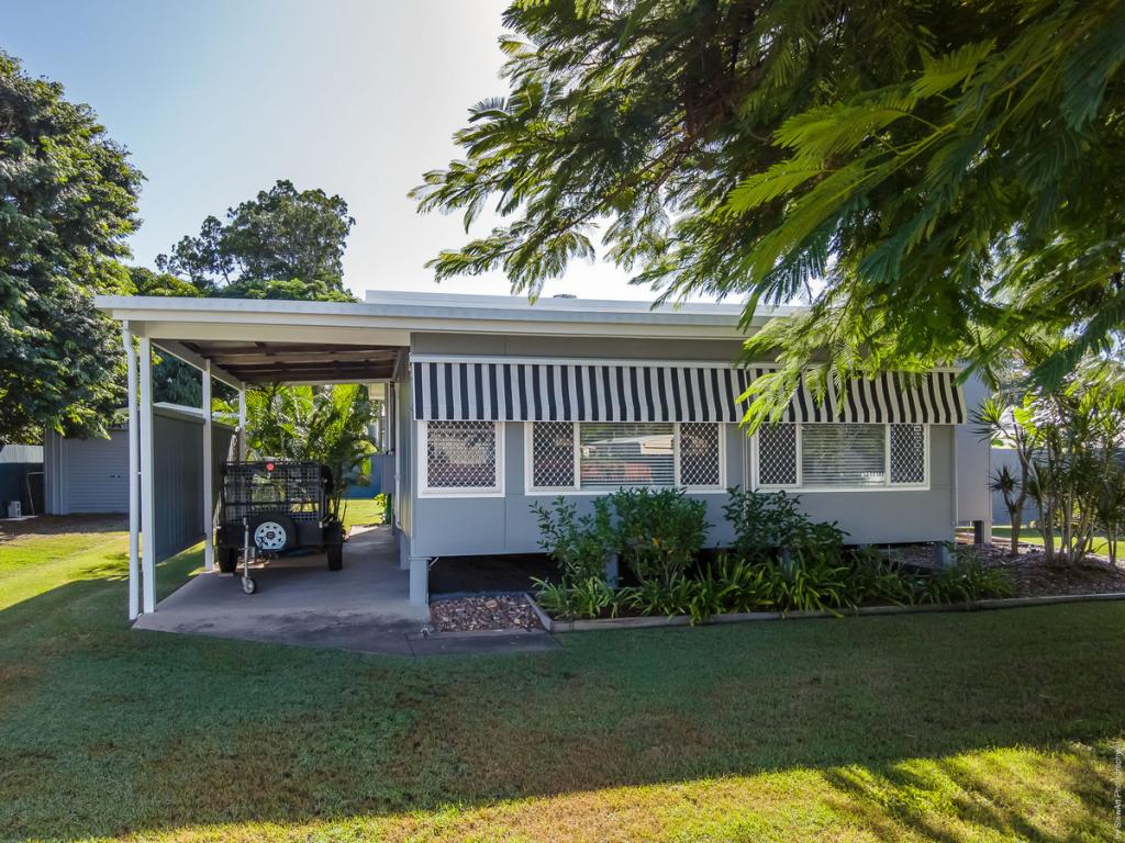 5 Desmond Dr, Toogoom, QLD 4655