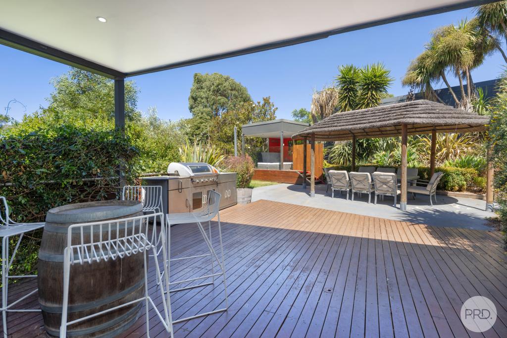 17 Scenic Cres, Ballarat North, VIC 3350