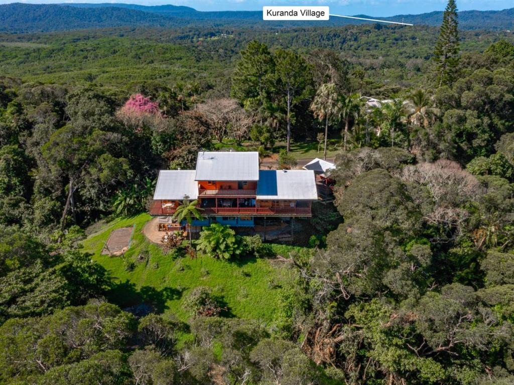 7 Hilltop Cl, Kuranda, QLD 4881