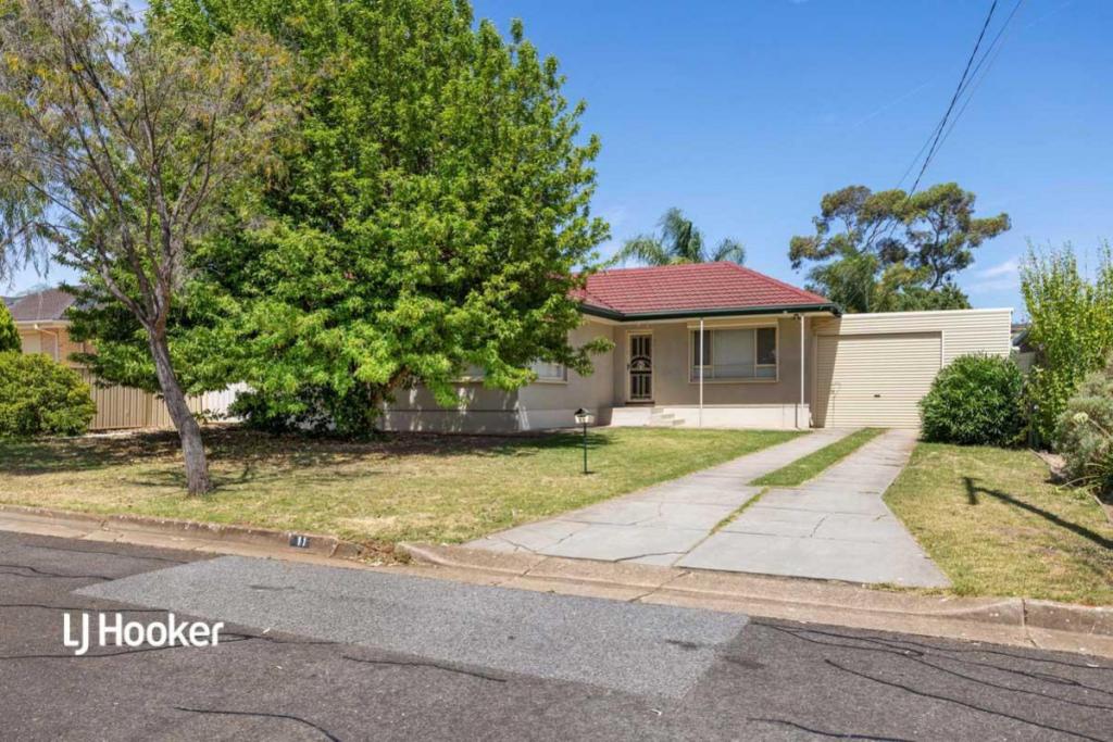 11 Snowdon Ave, Salisbury East, SA 5109