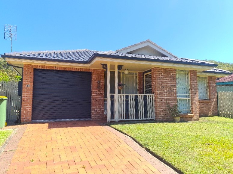 10 Windsong Pl, Tuggerah, NSW 2259